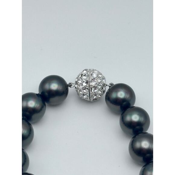 Simulated Tahitian Pearl Necklace and Bracelet Pave Crystal Screw Closure Bead - Picture 4 of 6